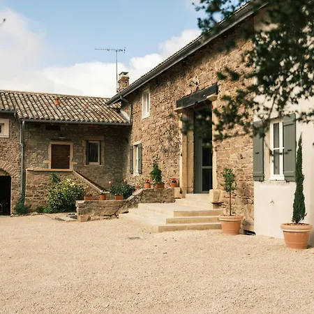 Le Pavillon Des Capitans 3*