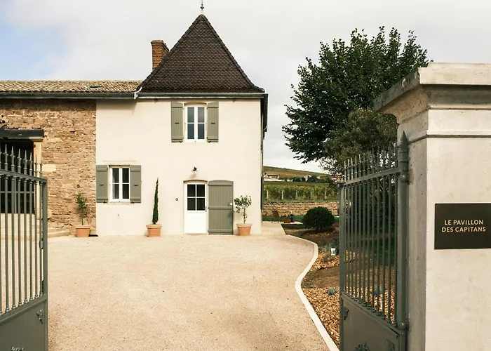 Le Pavillon Des Capitans Juliénas